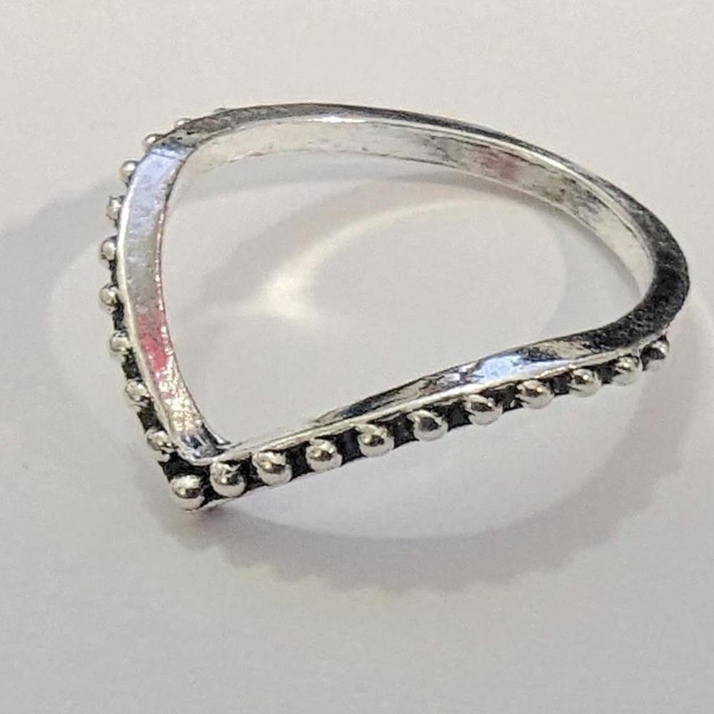 New Silver Tone Ring Size‎ 7 Chevron V Wishbone Midi Stackable Fashion Jewelry